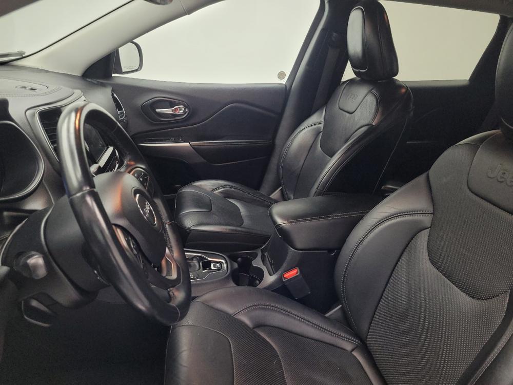 used 2019 Jeep Cherokee car, priced at $18,295