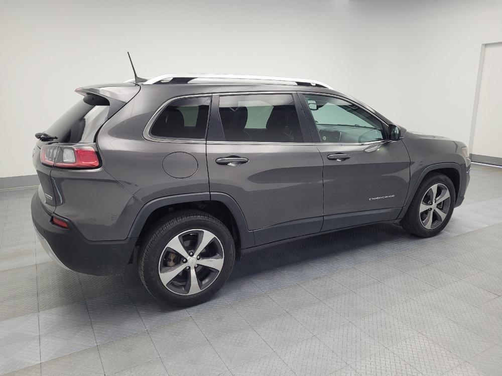 used 2019 Jeep Cherokee car, priced at $18,295