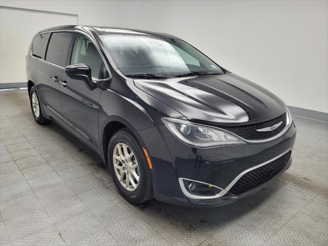 used 2020 Chrysler Pacifica car, priced at $20,595