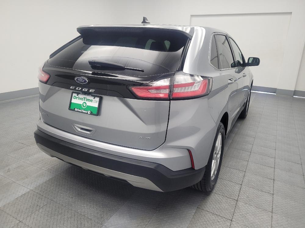 used 2024 Ford Edge car, priced at $24,995