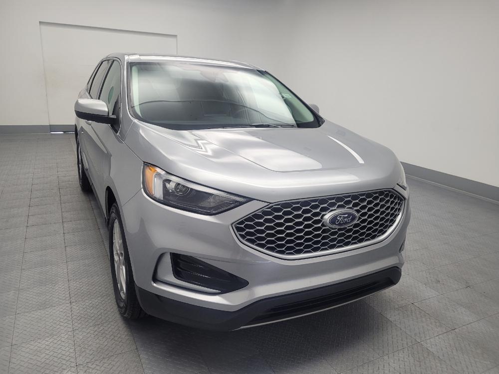 used 2024 Ford Edge car, priced at $24,995