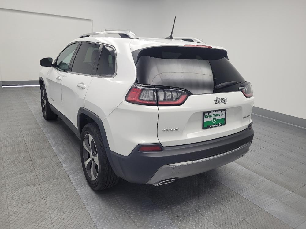 used 2021 Jeep Cherokee car, priced at $25,395