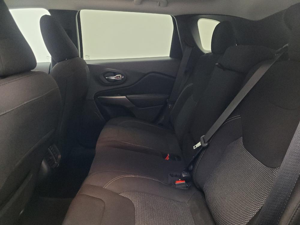 used 2021 Jeep Cherokee car, priced at $21,795
