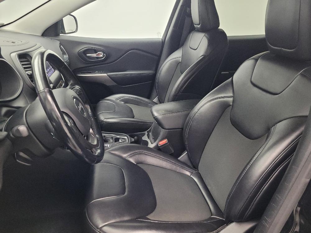 used 2021 Jeep Cherokee car, priced at $17,795