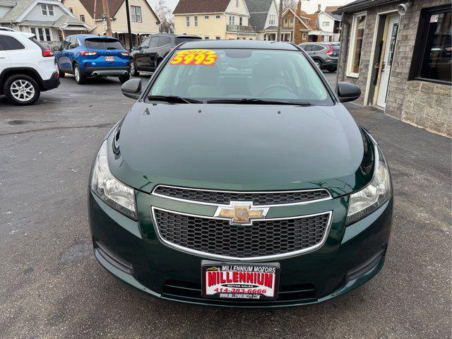 used 2014 Chevrolet Cruze car, priced at $5,995