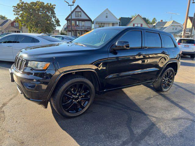 used 2017 Jeep Grand Cherokee car, priced at $19,995