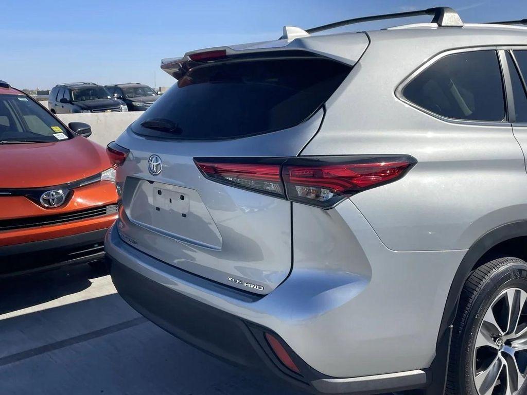 used 2023 Toyota Highlander car, priced at $37,998