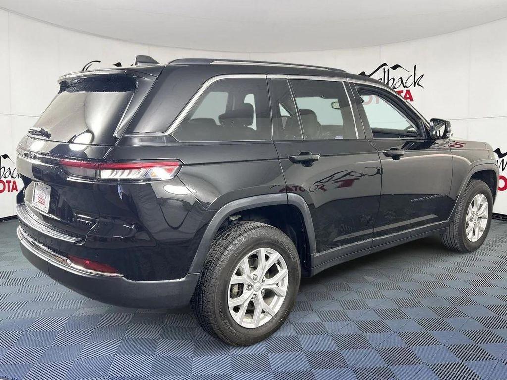 used 2022 Jeep Grand Cherokee car, priced at $28,488