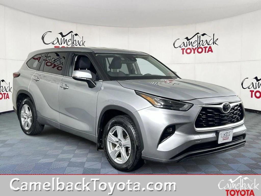 used 2024 Toyota Highlander car, priced at $33,602