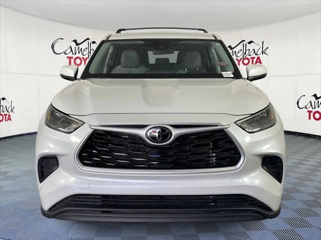 used 2023 Toyota Highlander car, priced at $33,588