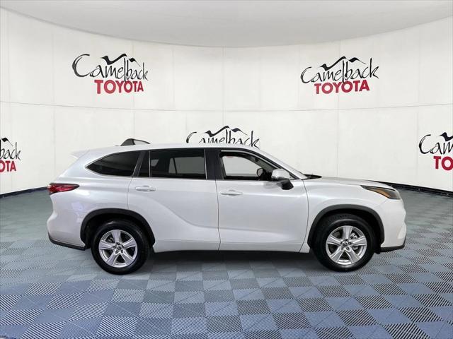 used 2023 Toyota Highlander car, priced at $33,588