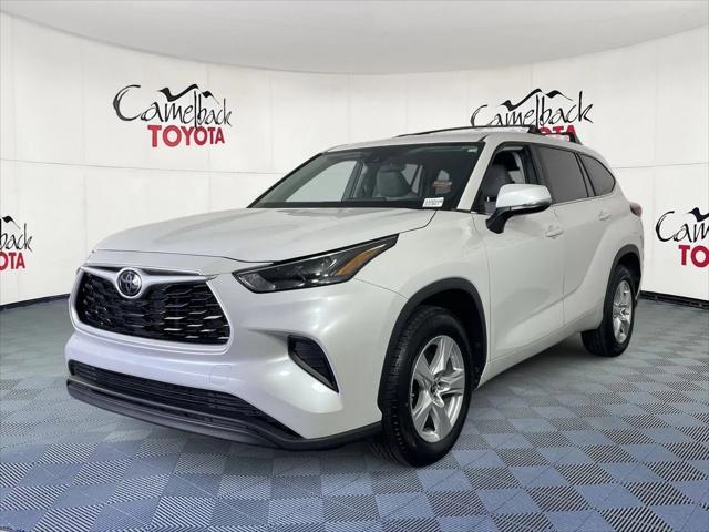 used 2023 Toyota Highlander car, priced at $33,588