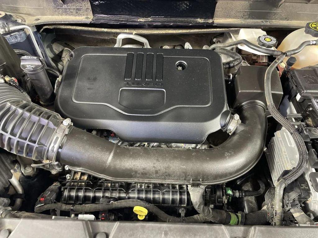 used 2022 GMC Acadia car, priced at $22,588