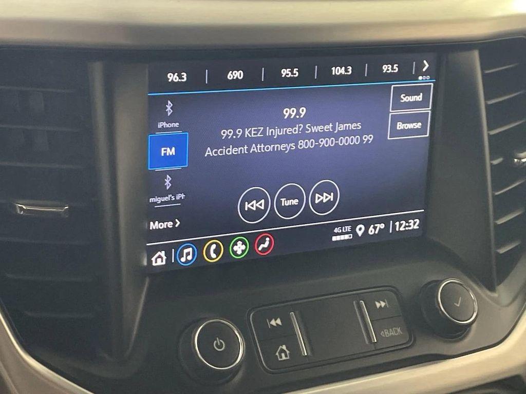 used 2022 GMC Acadia car, priced at $22,588