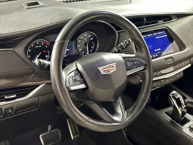 used 2023 Cadillac XT4 car, priced at $35,488