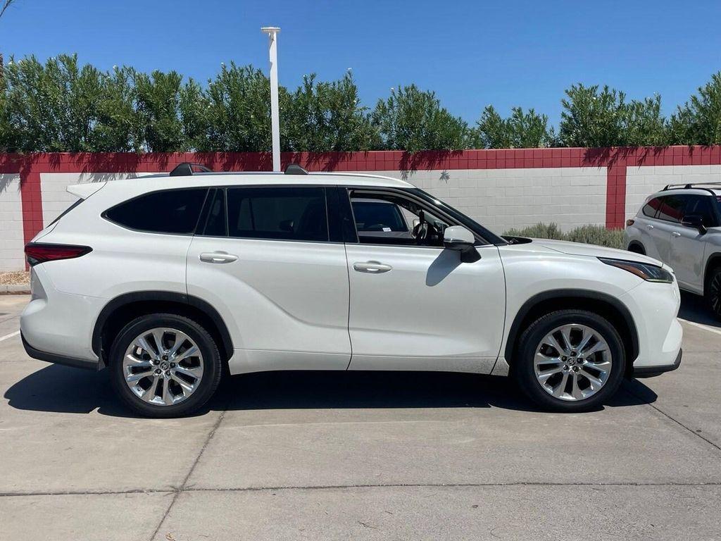 used 2020 Toyota Highlander car, priced at $32,788