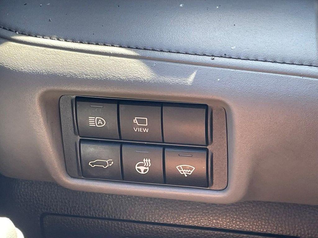 used 2020 Toyota Highlander car, priced at $32,788