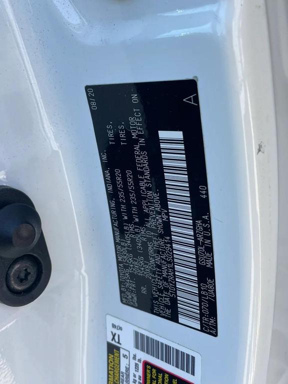 used 2020 Toyota Highlander car, priced at $32,788