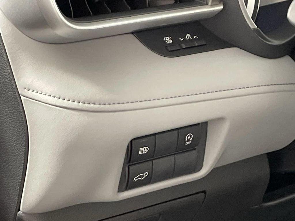 new 2025 Toyota Highlander car, priced at $49,527