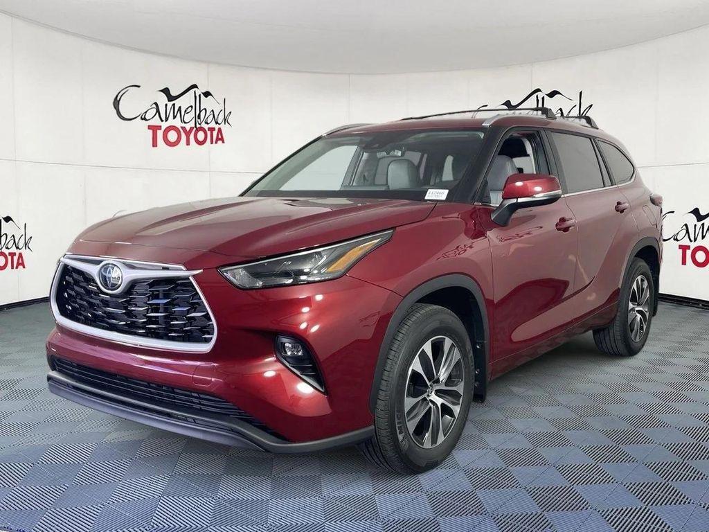 new 2025 Toyota Highlander car, priced at $49,527