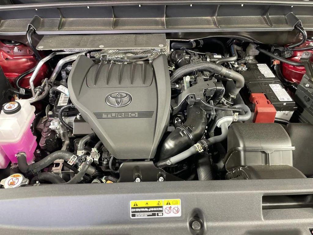 new 2025 Toyota Highlander car, priced at $49,527