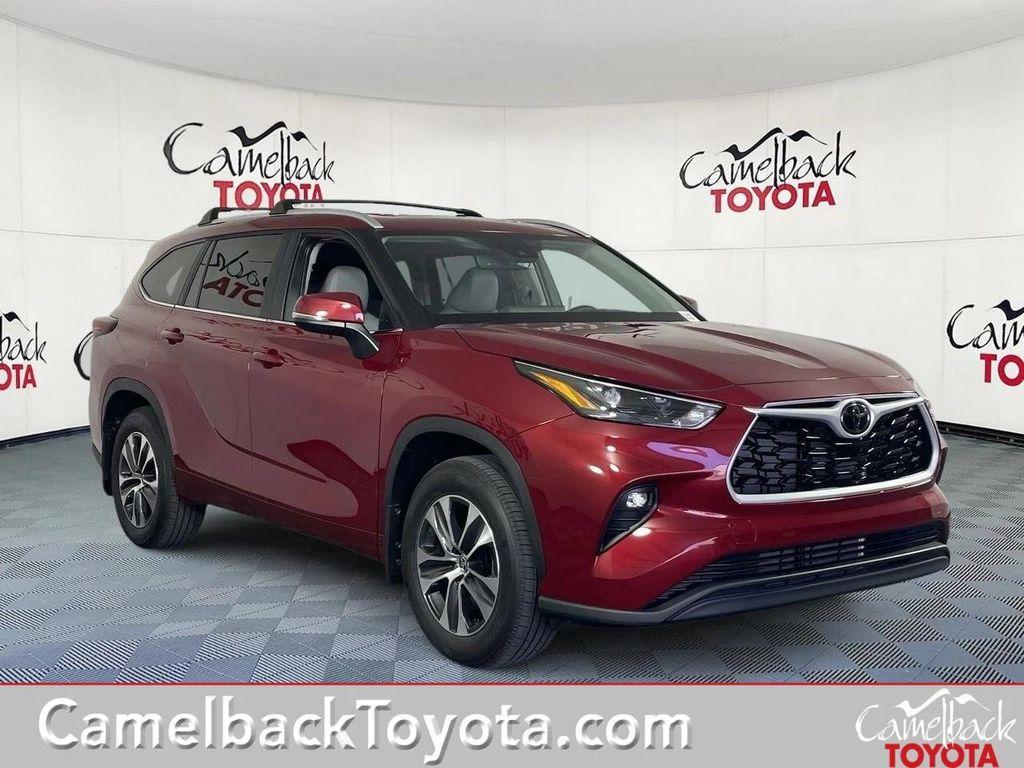 new 2025 Toyota Highlander car, priced at $49,527