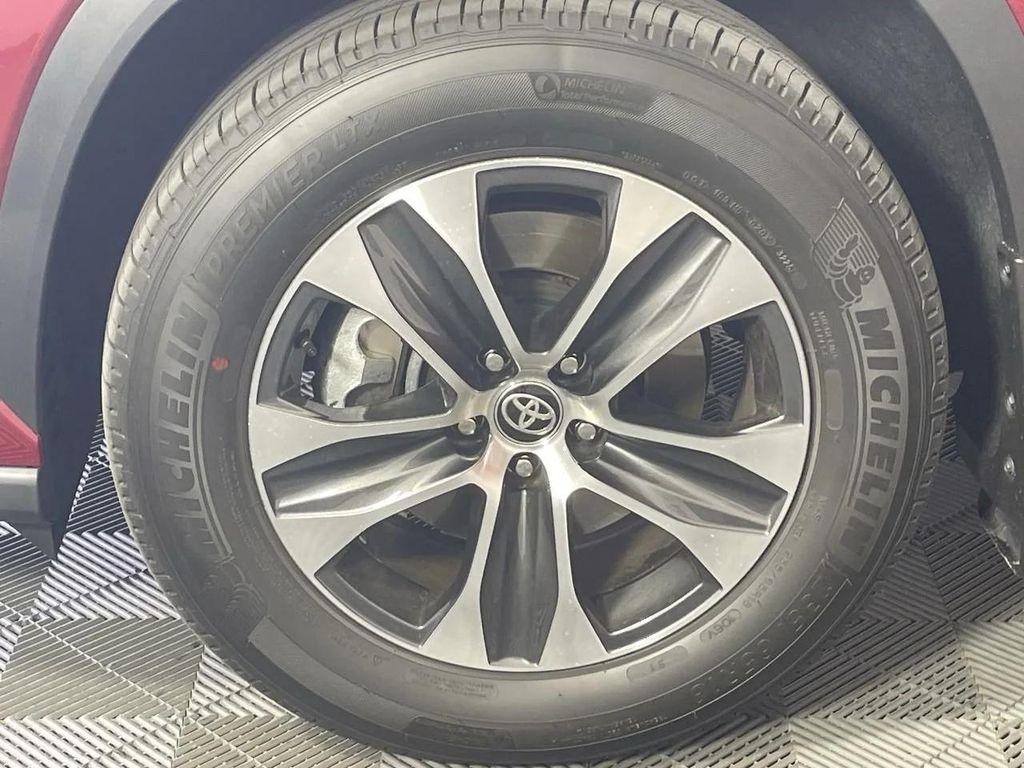 new 2025 Toyota Highlander car, priced at $49,527