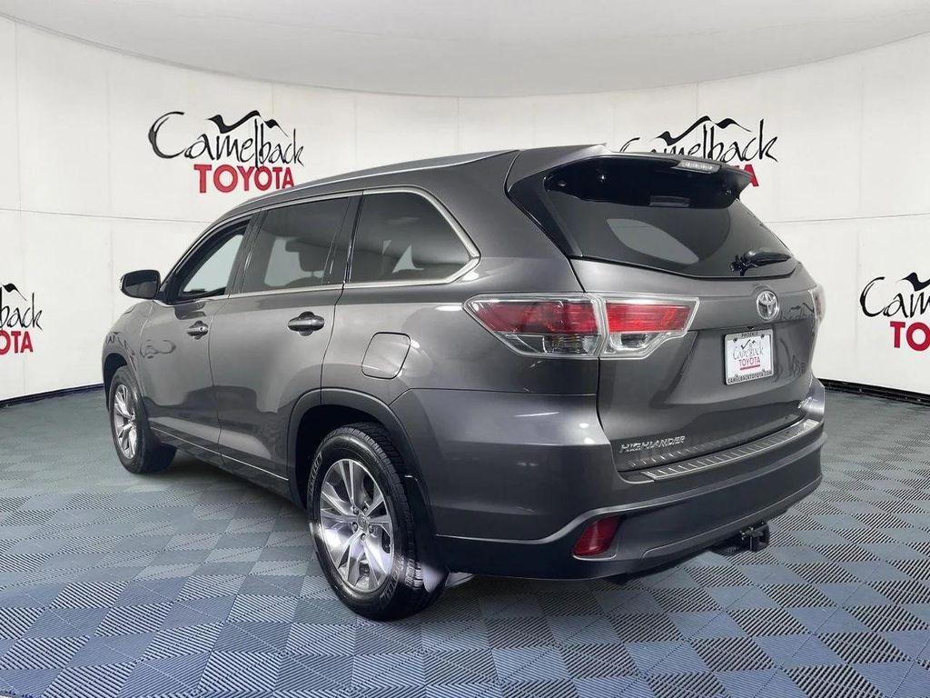 used 2015 Toyota Highlander car, priced at $17,988