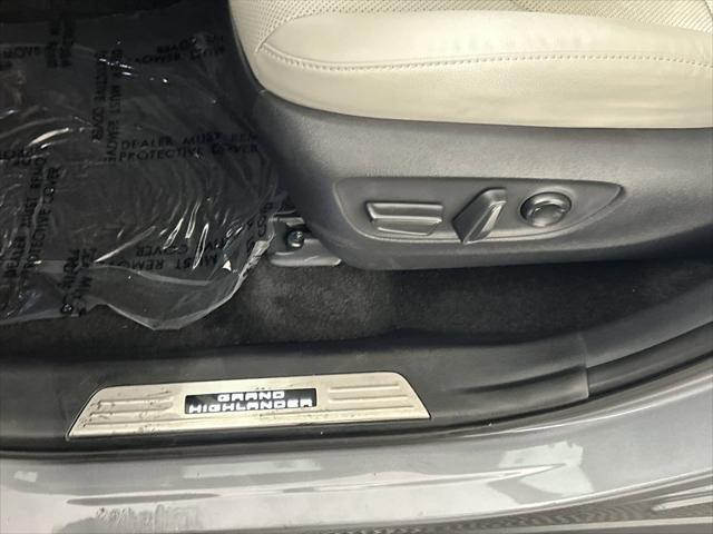 used 2025 Toyota Grand Highlander Hybrid car, priced at $58,888