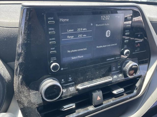 used 2022 Toyota Highlander car, priced at $32,298
