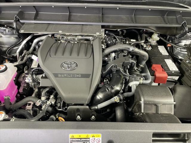 new 2025 Toyota Highlander car, priced at $46,663