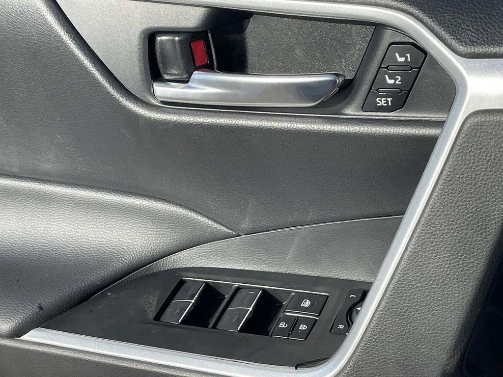 new 2025 Toyota RAV4 car, priced at $38,752