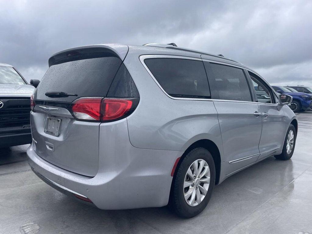 used 2018 Chrysler Pacifica car, priced at $14,377