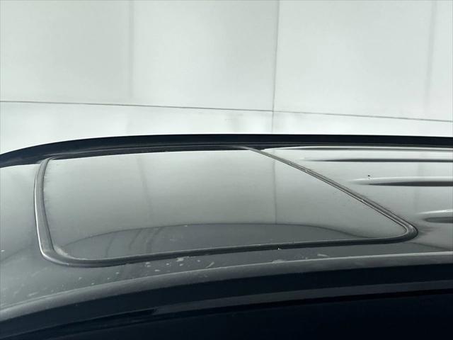 used 2022 Toyota Highlander car, priced at $38,281