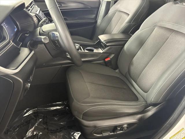 used 2023 Jeep Grand Cherokee car, priced at $24,488