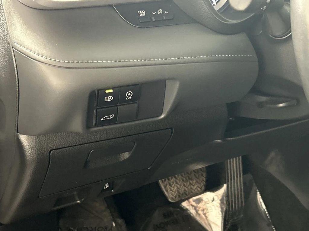 used 2024 Toyota Highlander car, priced at $36,488