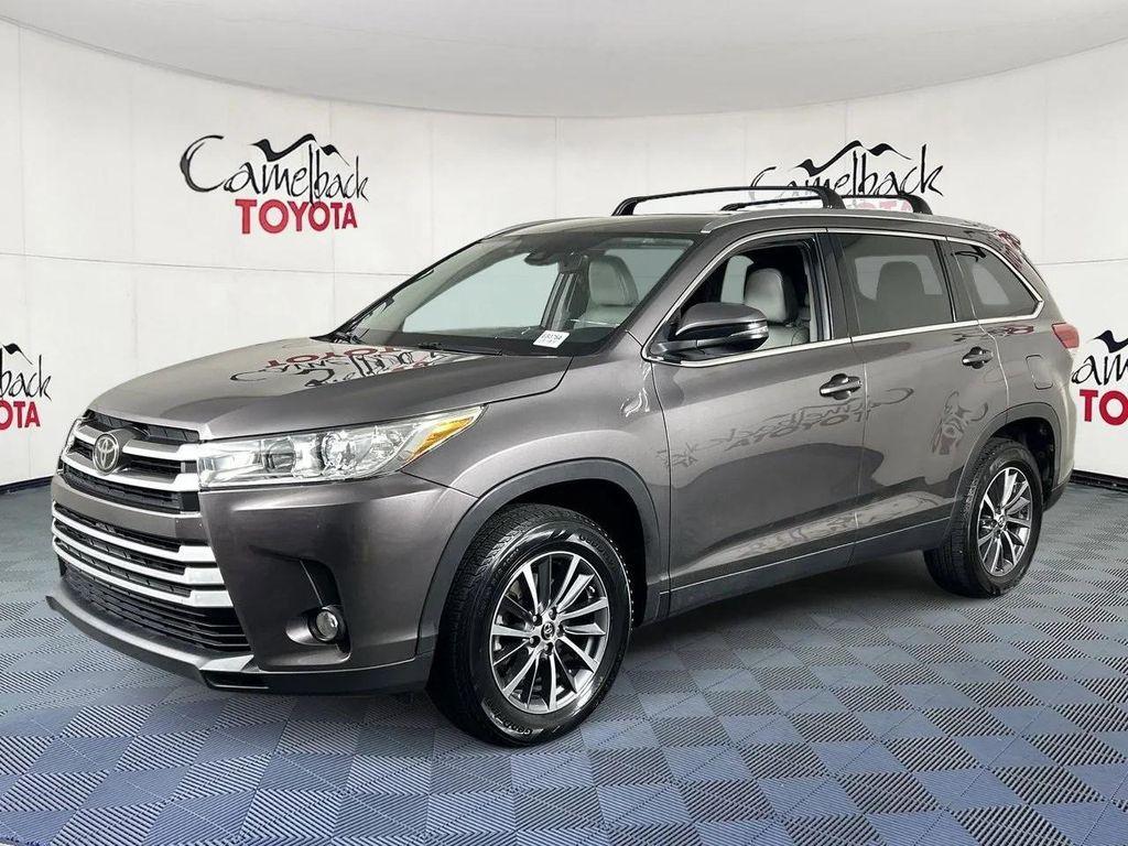 used 2019 Toyota Highlander car, priced at $24,488