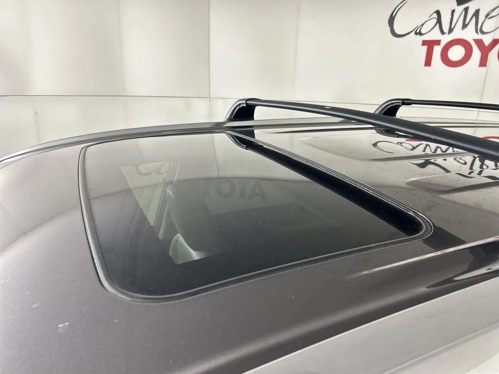 used 2019 Toyota Highlander car, priced at $24,488