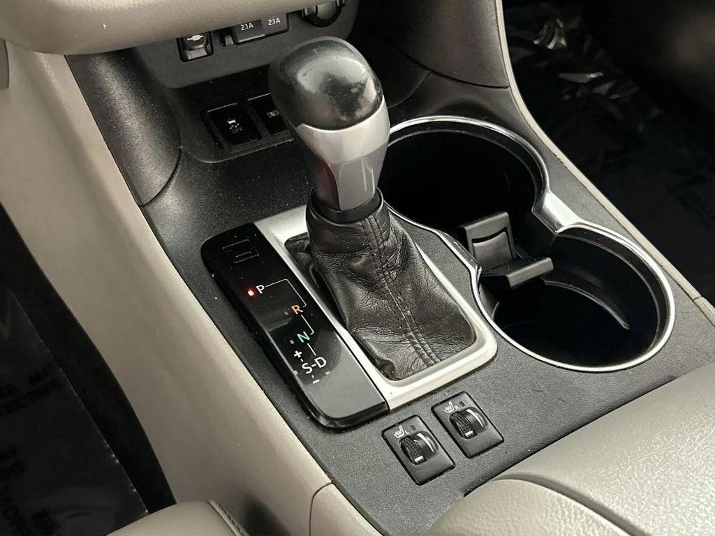 used 2019 Toyota Highlander car, priced at $24,488