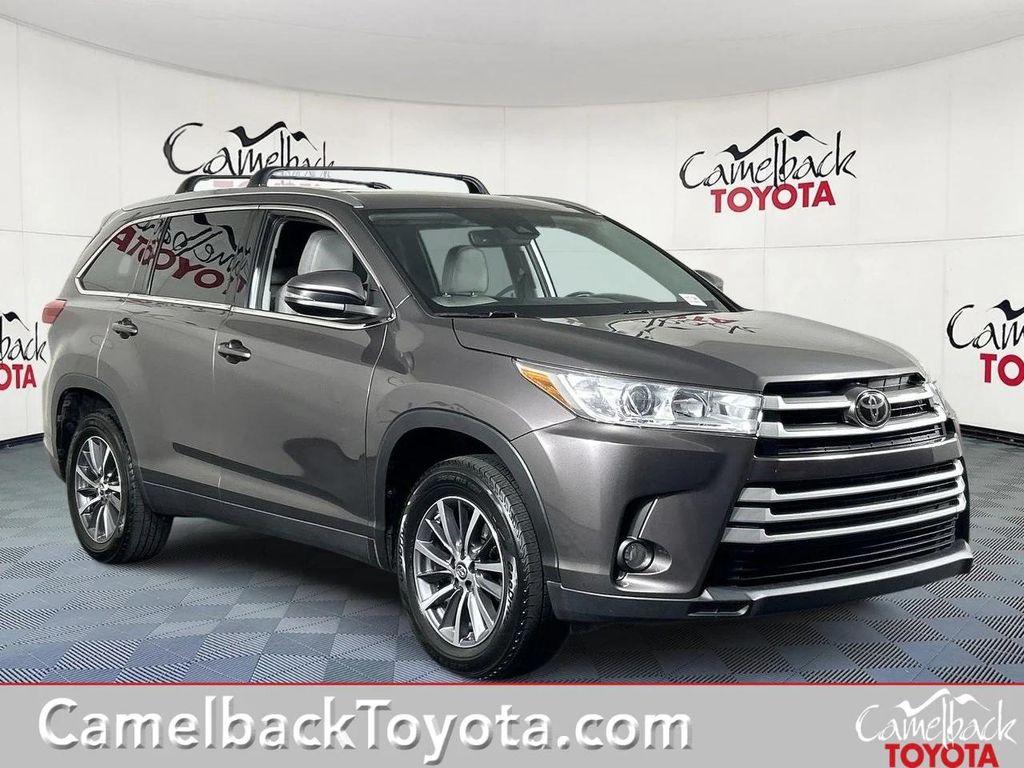 used 2019 Toyota Highlander car, priced at $24,488