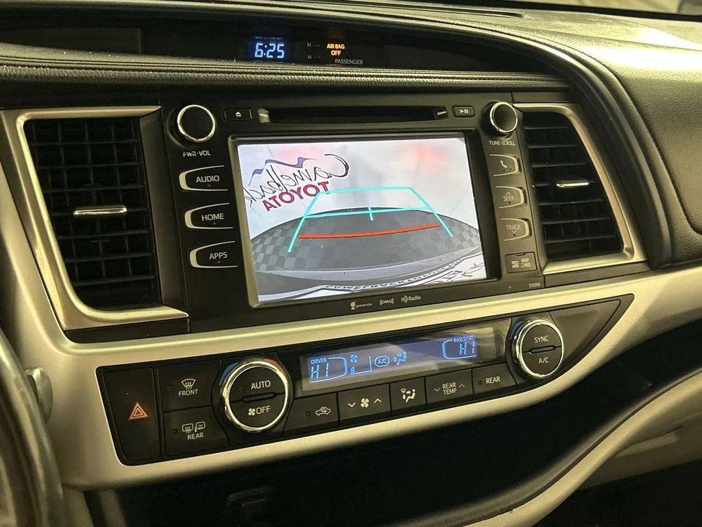 used 2019 Toyota Highlander car, priced at $24,488