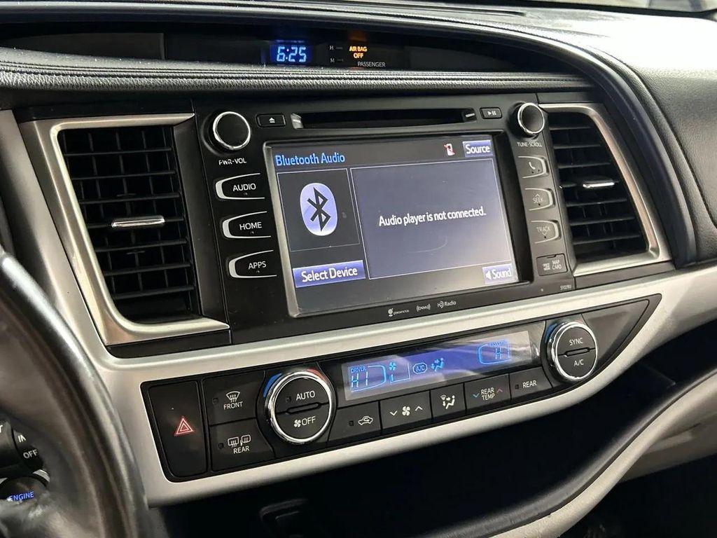 used 2019 Toyota Highlander car, priced at $24,488