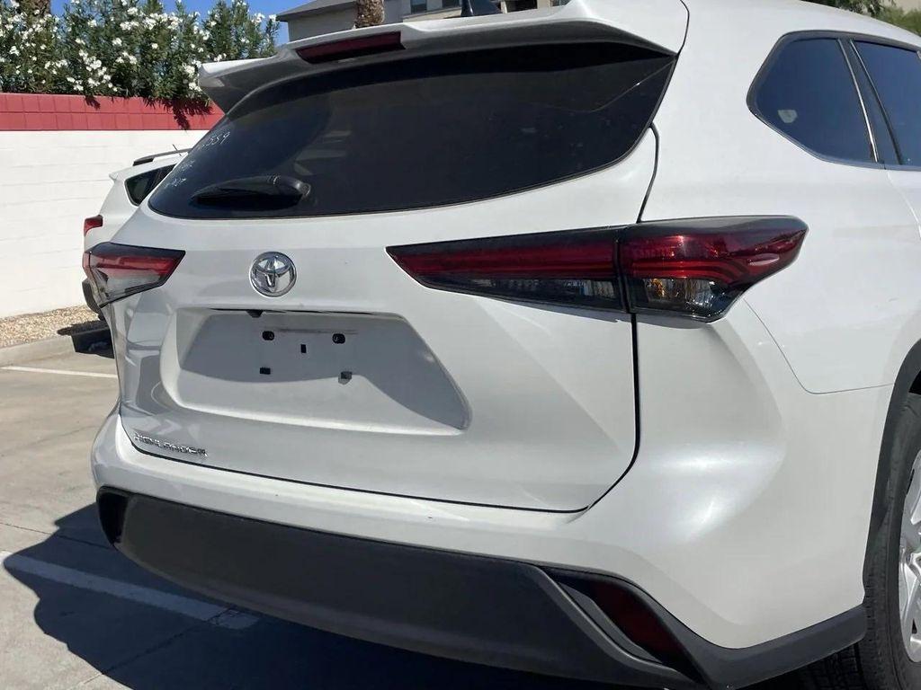 used 2023 Toyota Highlander car, priced at $31,832