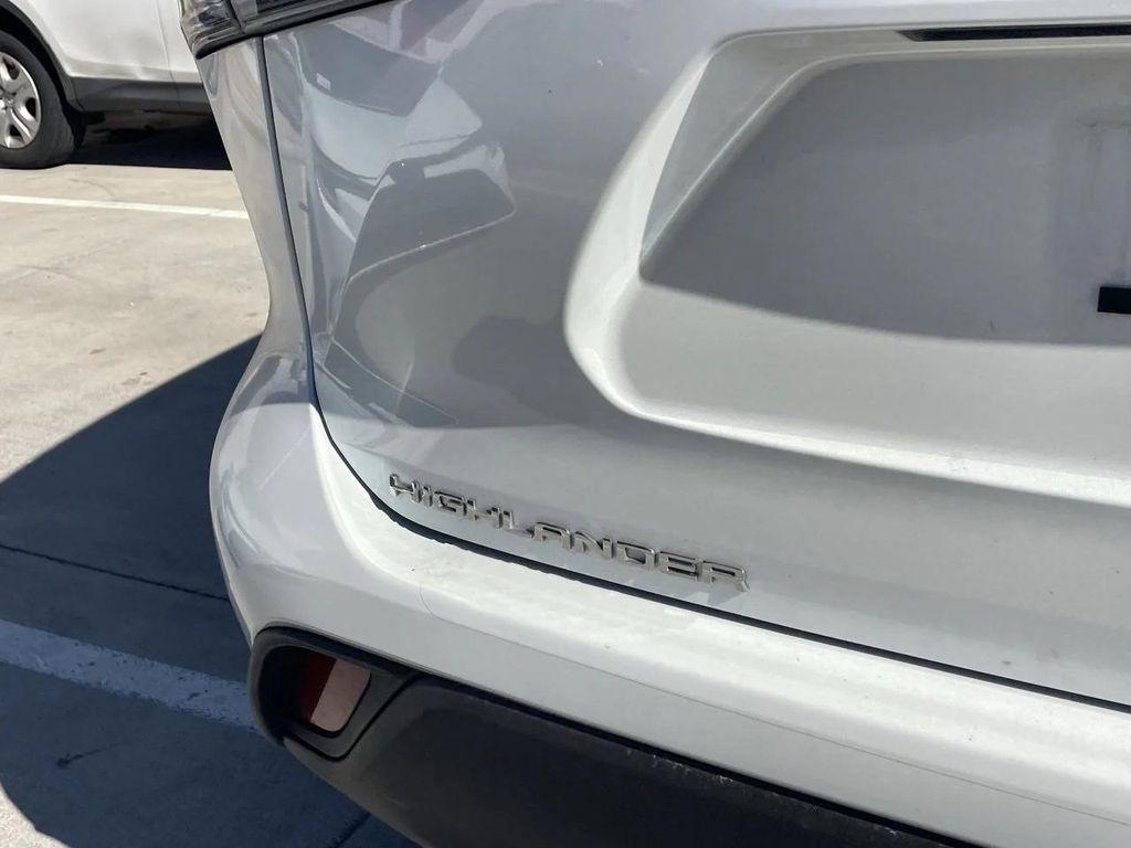 used 2023 Toyota Highlander car, priced at $31,832