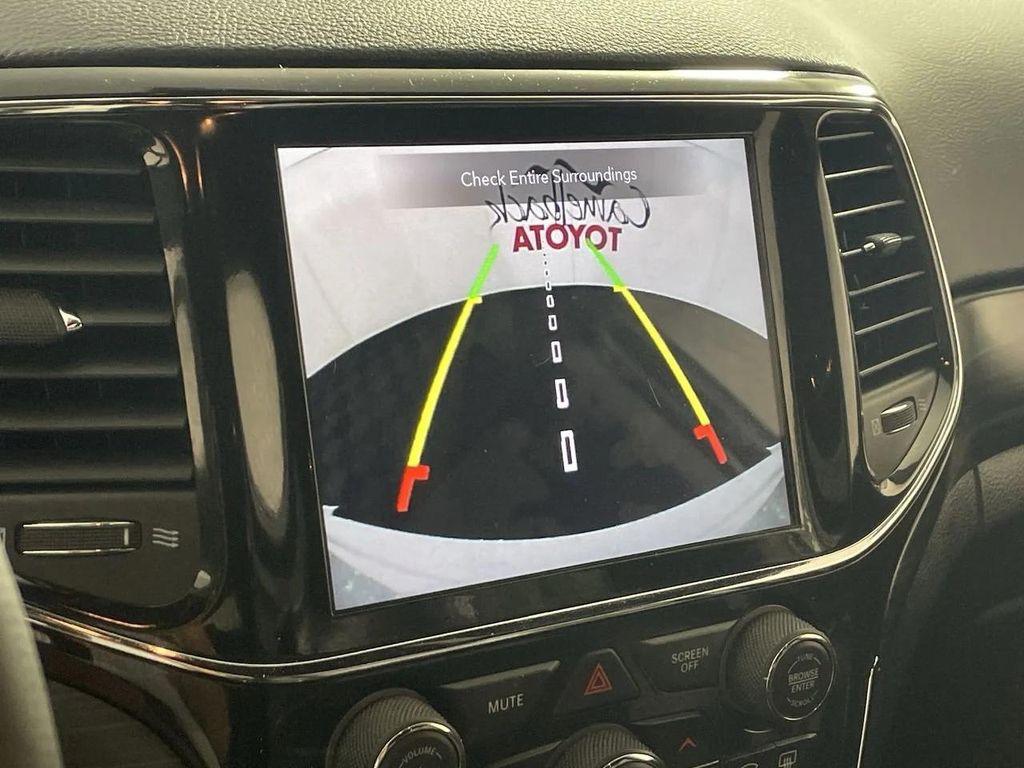 used 2022 Jeep Grand Cherokee car, priced at $28,533