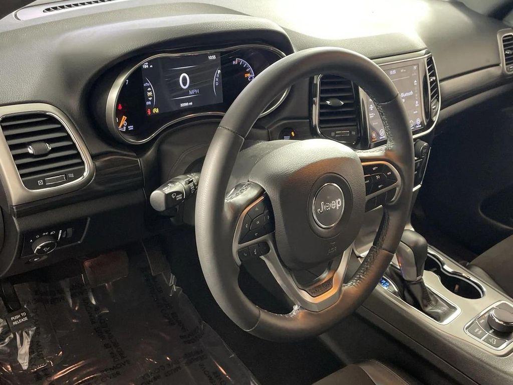 used 2022 Jeep Grand Cherokee car, priced at $28,533