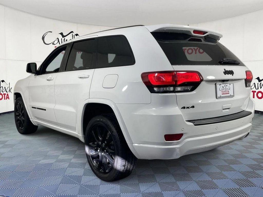 used 2022 Jeep Grand Cherokee car, priced at $28,533