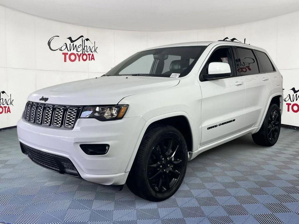 used 2022 Jeep Grand Cherokee car, priced at $28,533