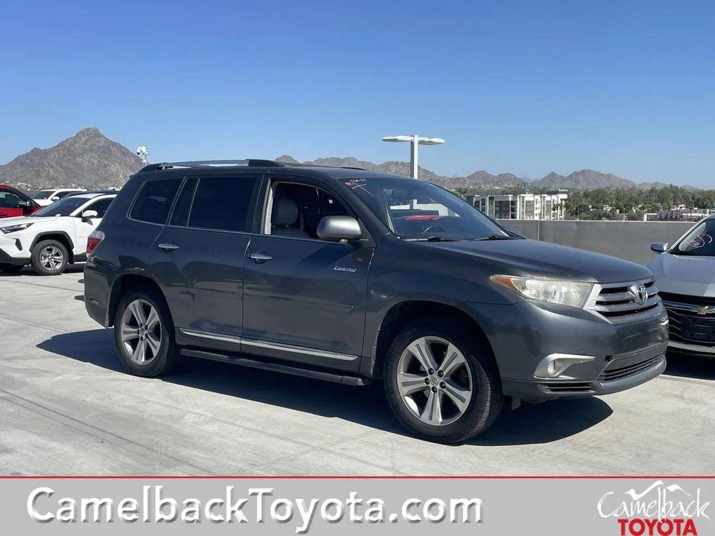 used 2013 Toyota Highlander car, priced at $10,288
