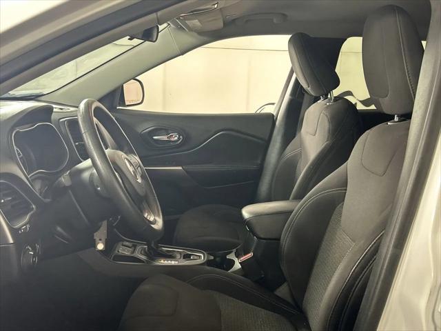 used 2019 Jeep Cherokee car, priced at $17,441